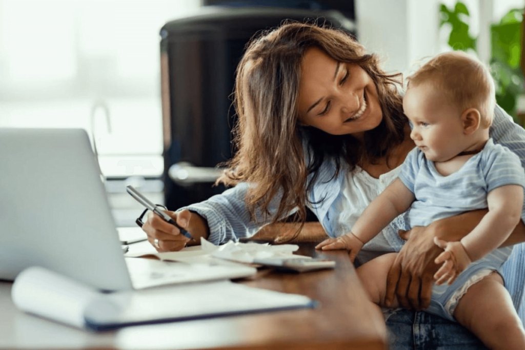 Planejar financeiramente é crucial para a estabilidade das mães e filhos.